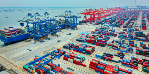 2023年北部湾港集装箱吞吐量802.2万标箱，，，，，连续7年两位数增长
